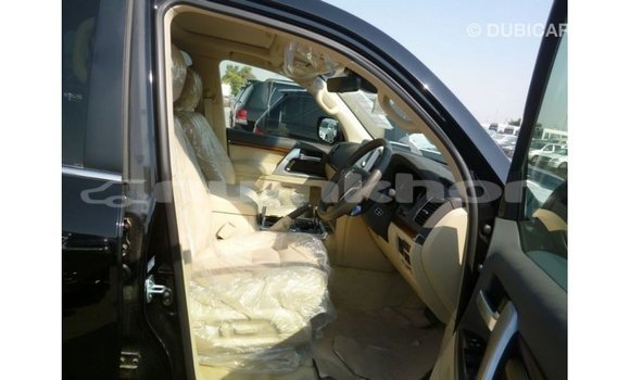 Buy Import Toyota Land Cruiser Black Car in Import - Dubai in Bumthang Buy Import Toyota Land Cruiser Black Car in Import - Dubai in Bumthang