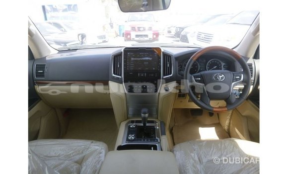 Buy Import Toyota Land Cruiser Black Car in Import - Dubai in Bumthang Buy Import Toyota Land Cruiser Black Car in Import - Dubai in Bumthang