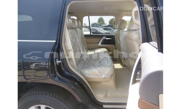 Buy Import Toyota Land Cruiser Black Car in Import - Dubai in Bumthang Buy Import Toyota Land Cruiser Black Car in Import - Dubai in Bumthang