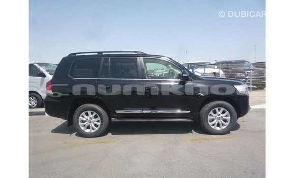 Buy Import Toyota Land Cruiser Black Car in Import - Dubai in Bumthang Buy Import Toyota Land Cruiser Black Car in Import - Dubai in Bumthang