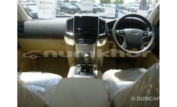 Buy Import Toyota Land Cruiser Black Car in Import - Dubai in Bumthang Buy Import Toyota Land Cruiser Black Car in Import - Dubai in Bumthang