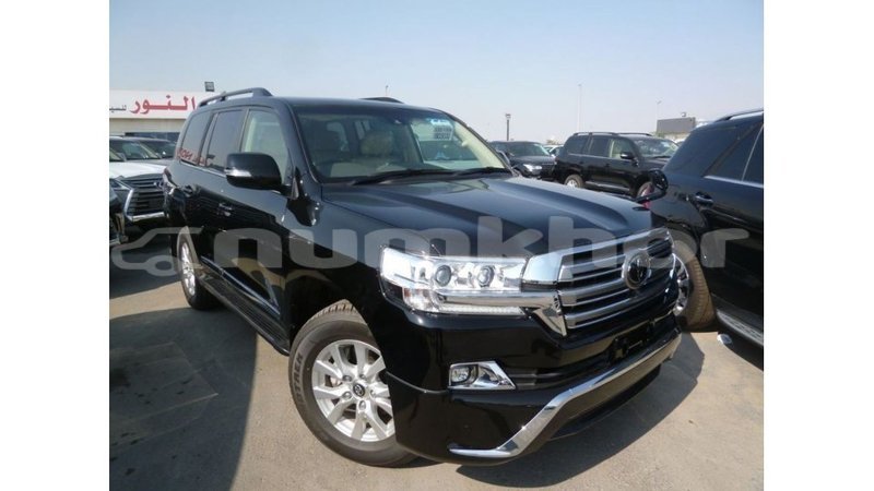 Big with watermark toyota land cruiser bumthang import dubai 2900