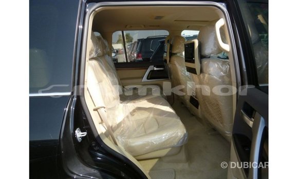 Buy Import Toyota Land Cruiser Black Car in Import - Dubai in Bumthang Buy Import Toyota Land Cruiser Black Car in Import - Dubai in Bumthang