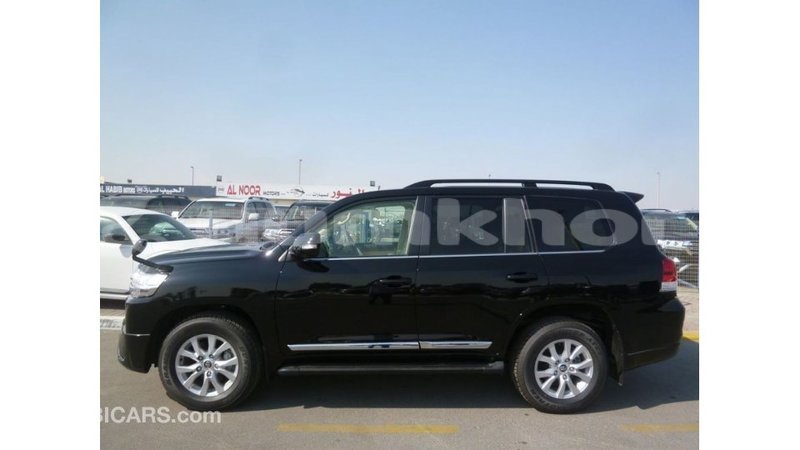 Big with watermark toyota land cruiser bumthang import dubai 2900