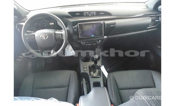 Buy Import Toyota Hilux White Car in Import - Dubai in Bumthang Buy Import Toyota Hilux White Car in Import - Dubai in Bumthang