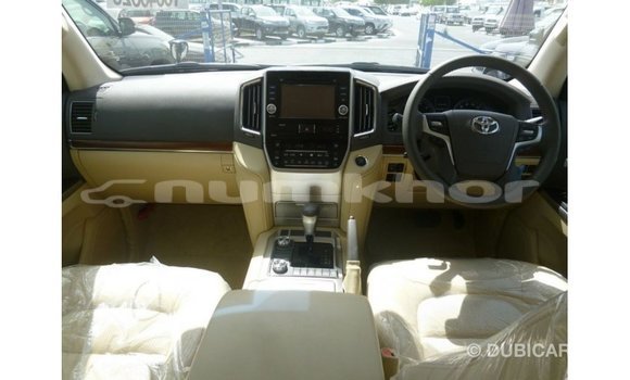 Buy Import Toyota Land Cruiser Black Car in Import - Dubai in Bumthang Buy Import Toyota Land Cruiser Black Car in Import - Dubai in Bumthang