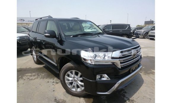 Buy Import Toyota Land Cruiser Black Car in Import - Dubai in Bumthang Buy Import Toyota Land Cruiser Black Car in Import - Dubai in Bumthang