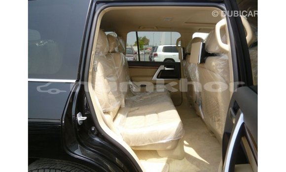 Buy Import Toyota Land Cruiser Black Car in Import - Dubai in Bumthang Buy Import Toyota Land Cruiser Black Car in Import - Dubai in Bumthang