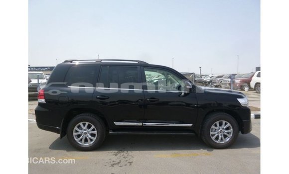 Buy Import Toyota Land Cruiser Black Car in Import - Dubai in Bumthang Buy Import Toyota Land Cruiser Black Car in Import - Dubai in Bumthang