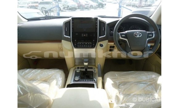 Buy Import Toyota Land Cruiser Black Car in Import - Dubai in Bumthang Buy Import Toyota Land Cruiser Black Car in Import - Dubai in Bumthang