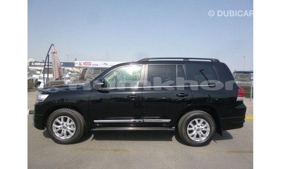 Buy Import Toyota Land Cruiser Black Car in Import - Dubai in Bumthang Buy Import Toyota Land Cruiser Black Car in Import - Dubai in Bumthang