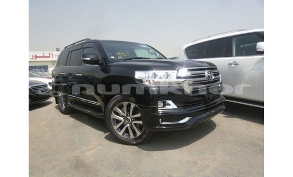 Buy Import Toyota Land Cruiser Black Car in Import - Dubai in Bumthang Buy Import Toyota Land Cruiser Black Car in Import - Dubai in Bumthang