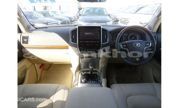 Buy Import Toyota Land Cruiser Black Car in Import - Dubai in Bumthang Buy Import Toyota Land Cruiser Black Car in Import - Dubai in Bumthang