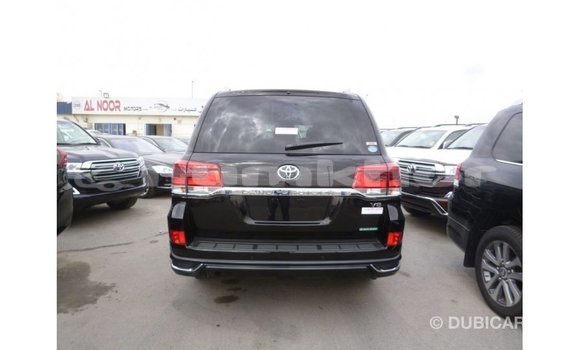 Buy Import Toyota Land Cruiser Black Car in Import - Dubai in Bumthang Buy Import Toyota Land Cruiser Black Car in Import - Dubai in Bumthang