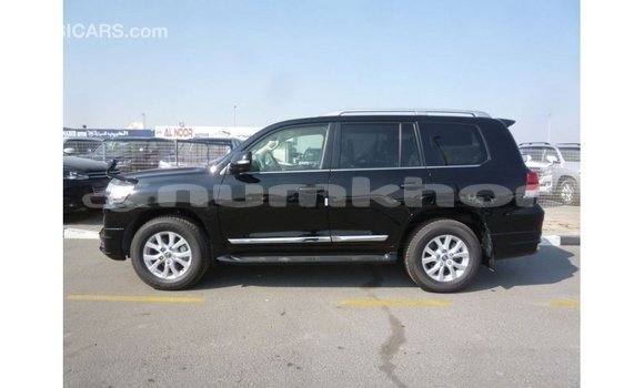 Buy Import Toyota Land Cruiser Black Car in Import - Dubai in Bumthang Buy Import Toyota Land Cruiser Black Car in Import - Dubai in Bumthang