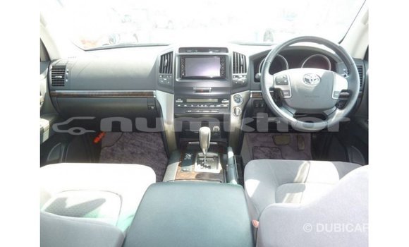 Buy Import Toyota Land Cruiser Other Car in Import - Dubai in Bumthang Buy Import Toyota Land Cruiser Other Car in Import - Dubai in Bumthang