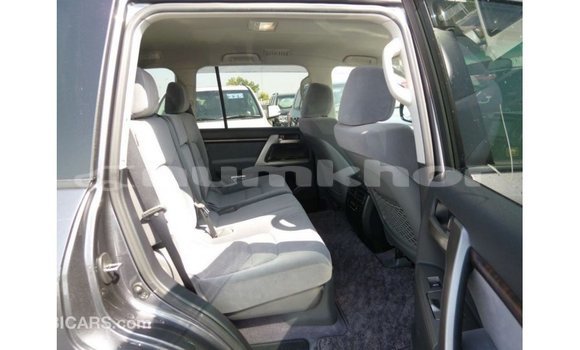 Buy Import Toyota Land Cruiser Other Car in Import - Dubai in Bumthang Buy Import Toyota Land Cruiser Other Car in Import - Dubai in Bumthang