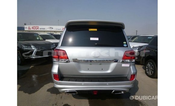 Buy Import Toyota Land Cruiser Other Car in Import - Dubai in Bumthang Buy Import Toyota Land Cruiser Other Car in Import - Dubai in Bumthang