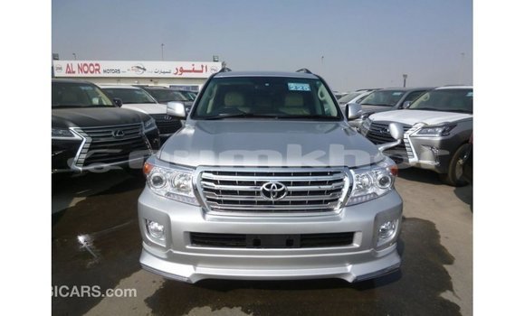 Buy Import Toyota Land Cruiser Other Car in Import - Dubai in Bumthang Buy Import Toyota Land Cruiser Other Car in Import - Dubai in Bumthang
