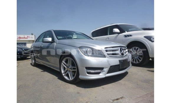 Buy Import Mercedes-Benz 200 Other Car in Import - Dubai in Bumthang Buy Import Mercedes-Benz 200 Other Car in Import - Dubai in Bumthang