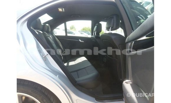 Buy Import Mercedes-Benz 200 Other Car in Import - Dubai in Bumthang Buy Import Mercedes-Benz 200 Other Car in Import - Dubai in Bumthang