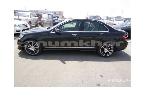 Buy Import Mercedes-Benz 200 Black Car in Import - Dubai in Bumthang Buy Import Mercedes-Benz 200 Black Car in Import - Dubai in Bumthang