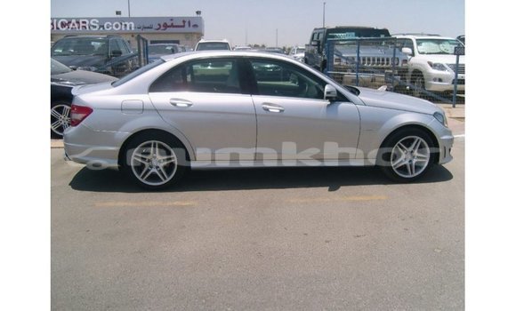 Buy Import Mercedes-Benz 190 Other Car in Import - Dubai in Bumthang Buy Import Mercedes-Benz 190 Other Car in Import - Dubai in Bumthang