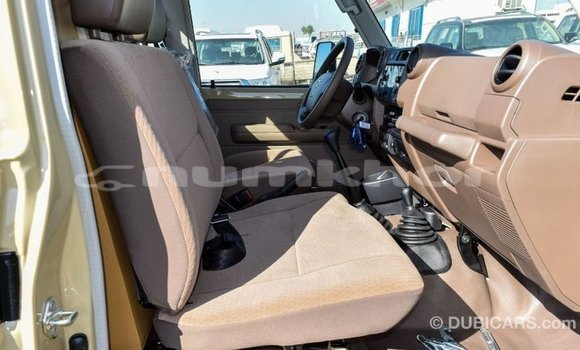 Buy Import Toyota Land Cruiser Beige Car in Import - Dubai in Bumthang Buy Import Toyota Land Cruiser Beige Car in Import - Dubai in Bumthang