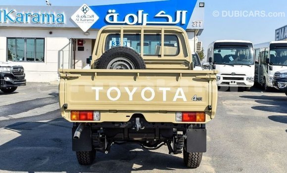 Buy Import Toyota Land Cruiser Beige Car in Import - Dubai in Bumthang Buy Import Toyota Land Cruiser Beige Car in Import - Dubai in Bumthang