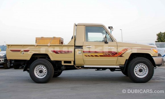 Buy Import Toyota Land Cruiser Beige Car in Import - Dubai in Bumthang Buy Import Toyota Land Cruiser Beige Car in Import - Dubai in Bumthang