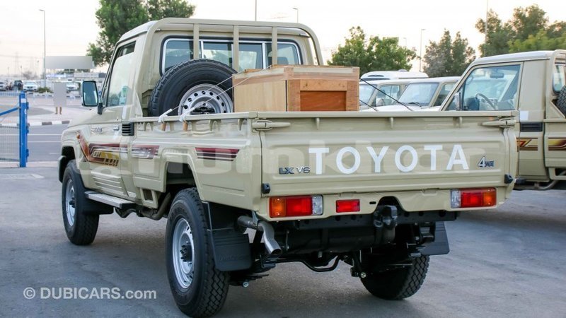 Big with watermark toyota land cruiser bumthang import dubai 2944
