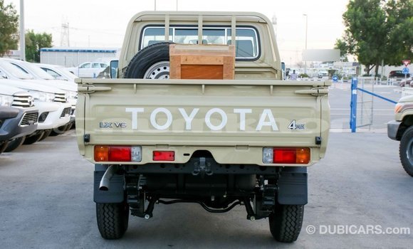 Buy Import Toyota Land Cruiser Beige Car in Import - Dubai in Bumthang Buy Import Toyota Land Cruiser Beige Car in Import - Dubai in Bumthang