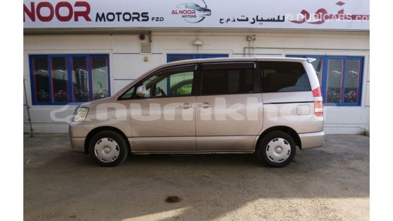Big with watermark toyota voxy bumthang import dubai 2946