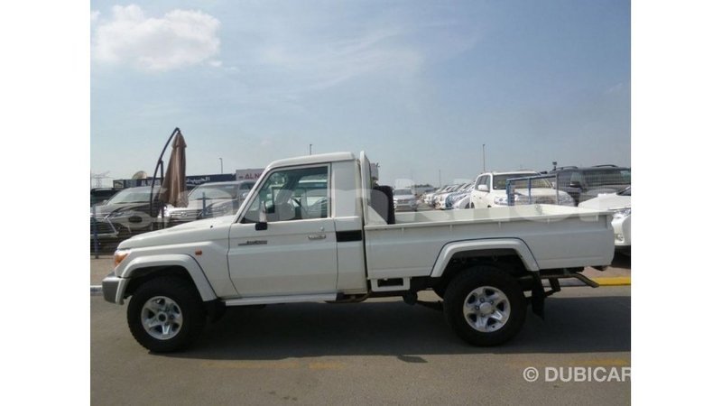 Big with watermark toyota land cruiser bumthang import dubai 2948