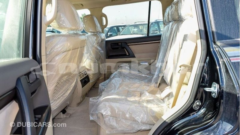Big with watermark toyota land cruiser bumthang import dubai 2950