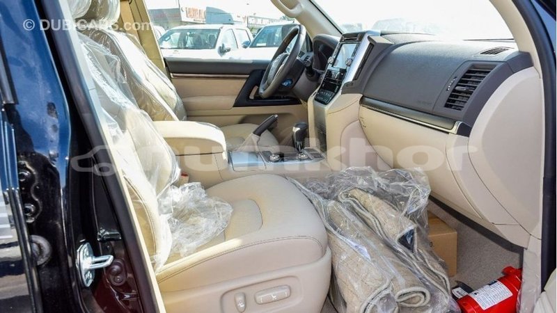 Big with watermark toyota land cruiser bumthang import dubai 2950