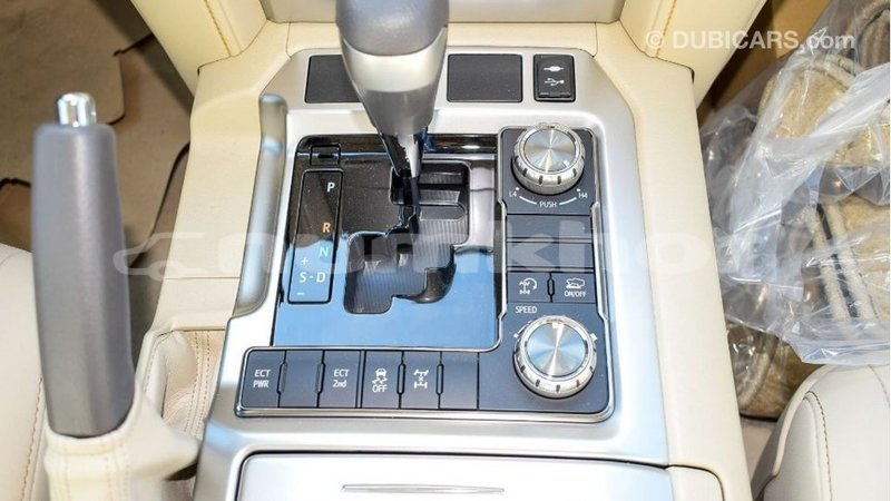 Big with watermark toyota land cruiser bumthang import dubai 2950