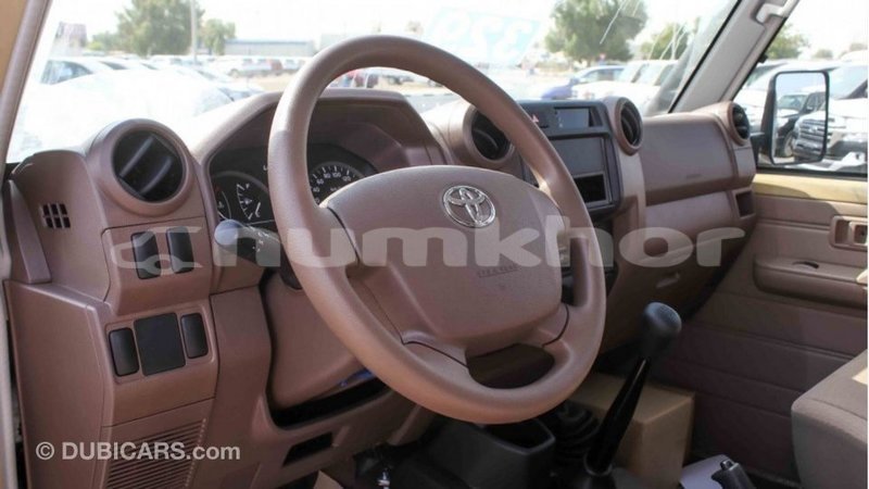 Big with watermark toyota land cruiser bumthang import dubai 2957