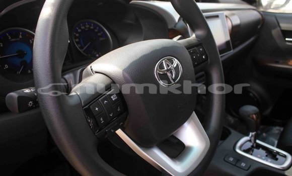 Buy Import Toyota Hilux White Car in Import - Dubai in Bumthang Buy Import Toyota Hilux White Car in Import - Dubai in Bumthang