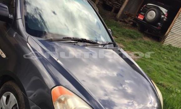 Buy Used Hyundai Accent Black Car in Thimphu in Timphu