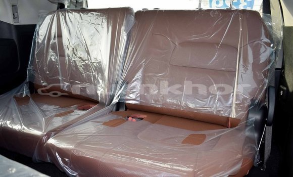 Buy Import Toyota Land Cruiser Black Car in Import - Dubai in Bumthang Buy Import Toyota Land Cruiser Black Car in Import - Dubai in Bumthang