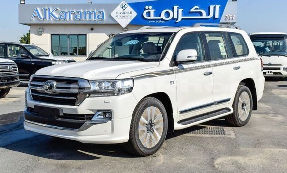 Buy Import Toyota Land Cruiser White Car in Import - Dubai in Bumthang Buy Import Toyota Land Cruiser White Car in Import - Dubai in Bumthang