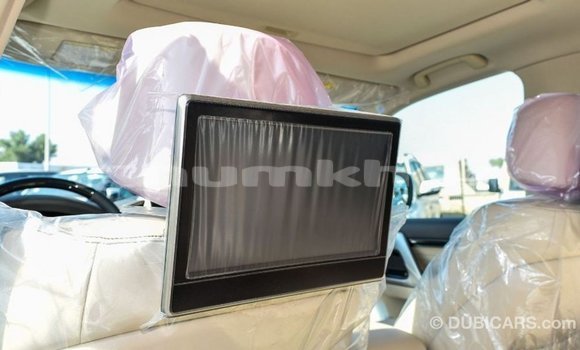 Buy Import Toyota Land Cruiser White Car in Import - Dubai in Bumthang Buy Import Toyota Land Cruiser White Car in Import - Dubai in Bumthang