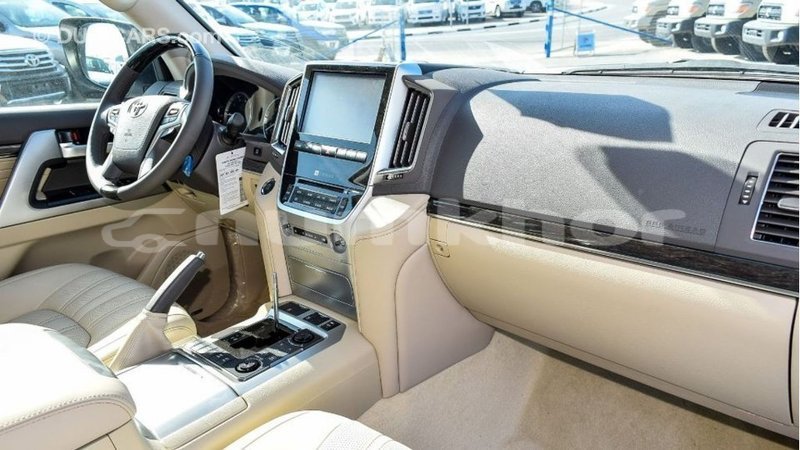 Big with watermark toyota land cruiser bumthang import dubai 2970