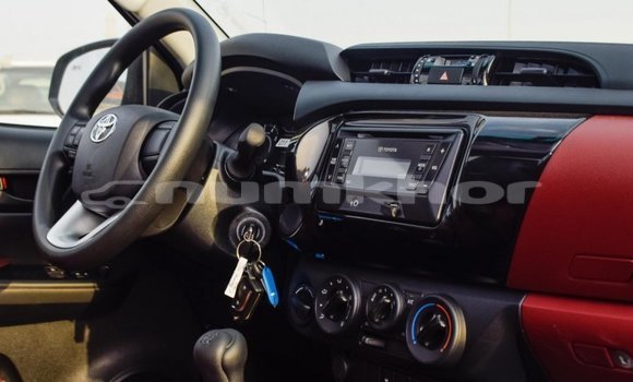 Buy Import Toyota Hilux Other Car in Import - Dubai in Bumthang Buy Import Toyota Hilux Other Car in Import - Dubai in Bumthang