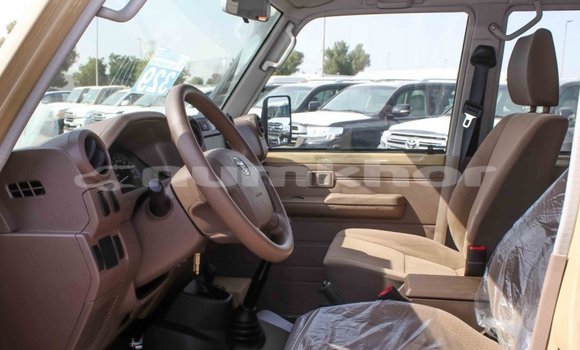 Buy Import Toyota Land Cruiser Beige Car in Import - Dubai in Bumthang Buy Import Toyota Land Cruiser Beige Car in Import - Dubai in Bumthang