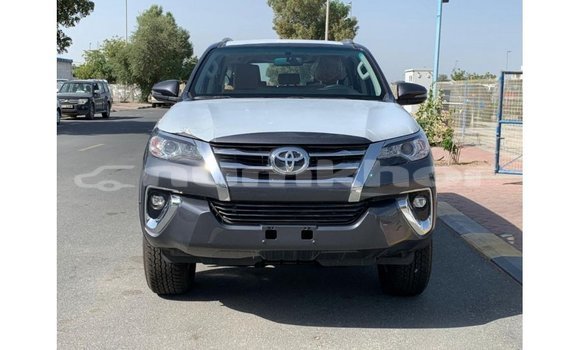 Buy Import Toyota Fortuner Other Car in Import - Dubai in Bumthang Buy Import Toyota Fortuner Other Car in Import - Dubai in Bumthang