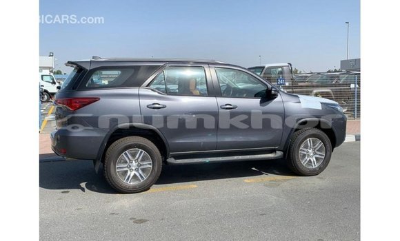 Buy Import Toyota Fortuner Other Car in Import - Dubai in Bumthang Buy Import Toyota Fortuner Other Car in Import - Dubai in Bumthang