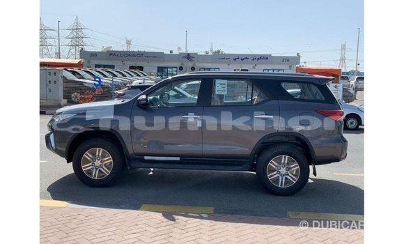 Buy Import Toyota Fortuner Other Car in Import - Dubai in Bumthang Buy Import Toyota Fortuner Other Car in Import - Dubai in Bumthang