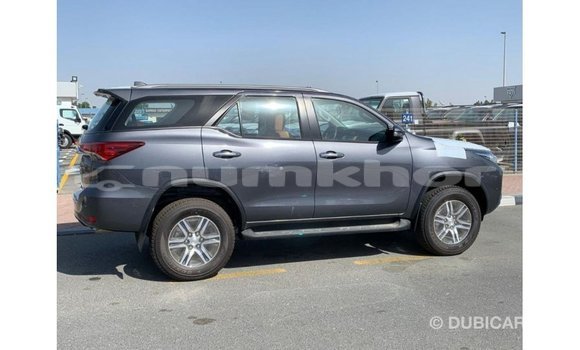 Buy Import Toyota Fortuner Other Car in Import - Dubai in Bumthang Buy Import Toyota Fortuner Other Car in Import - Dubai in Bumthang